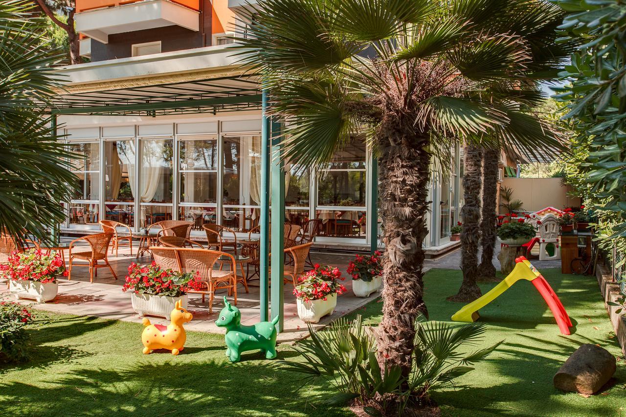 Hotel San Pietro チェルヴィア エクステリア 写真